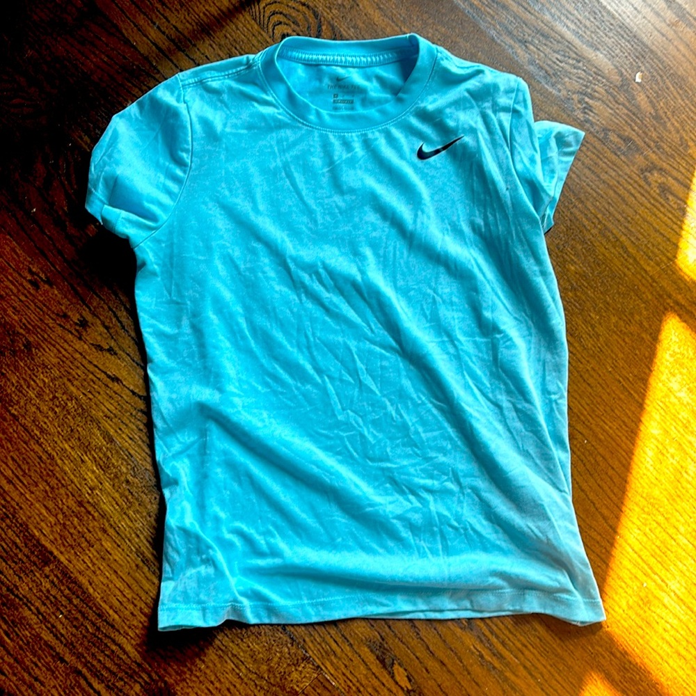 2 Nike dri fit t-shirts
